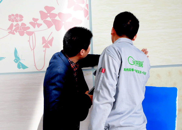 天然居硅藻泥特邀十大品牌栏目组前往考察交流