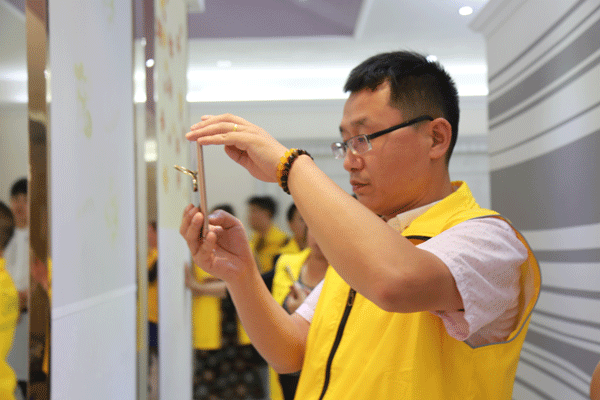 天然居硅藻泥第22期营销培训圆满结业