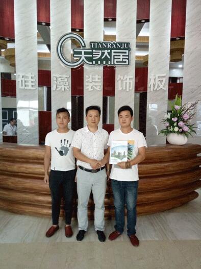 加盟喜讯：天然居硅藻装饰板成功进驻荆州江陵